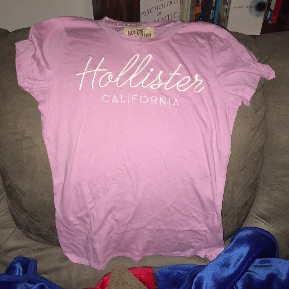 USED ONCE PINK HOLLISTER TEE